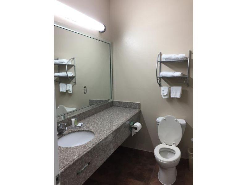 Scottish Inn And Suites 케이티 외부 사진